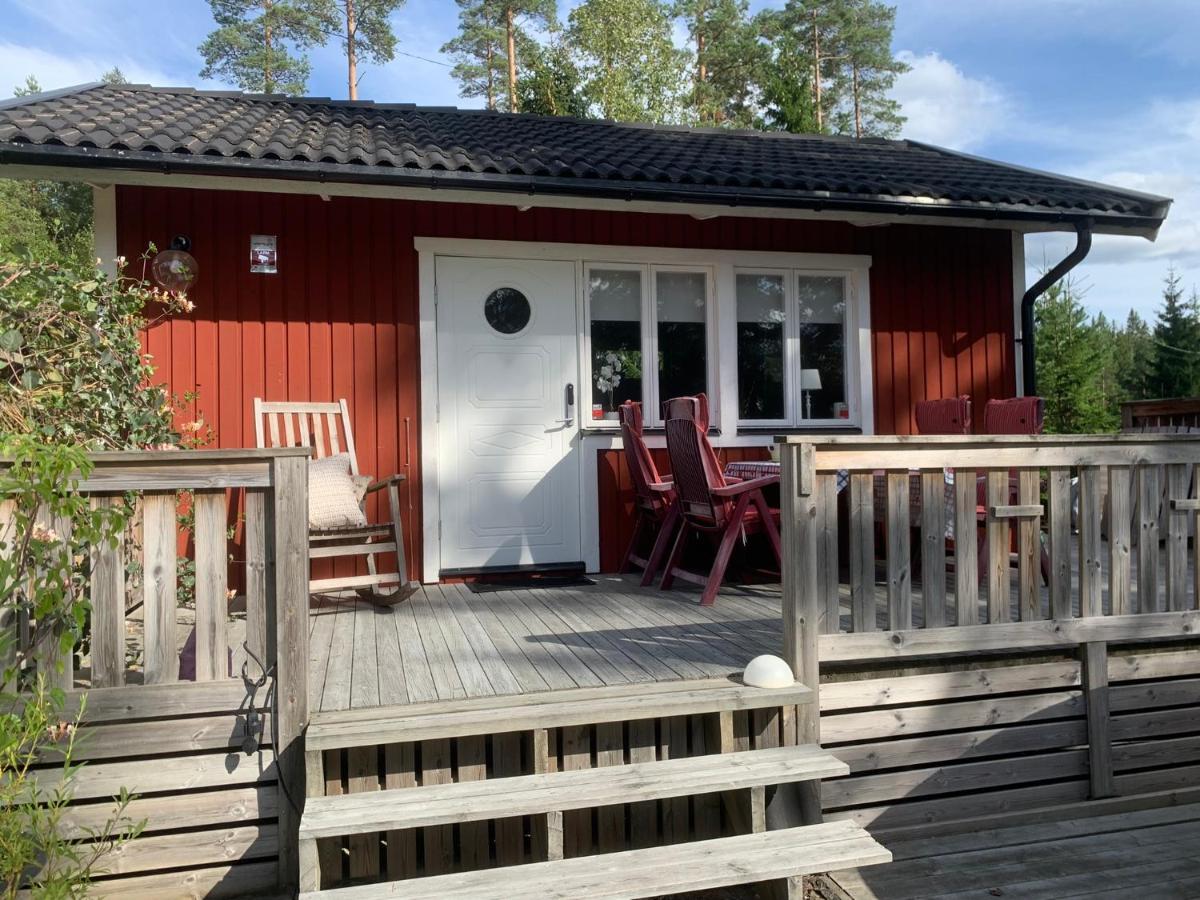 Egen Gaststuga Med Sjoutsikt Villa Mansarp Екстериор снимка